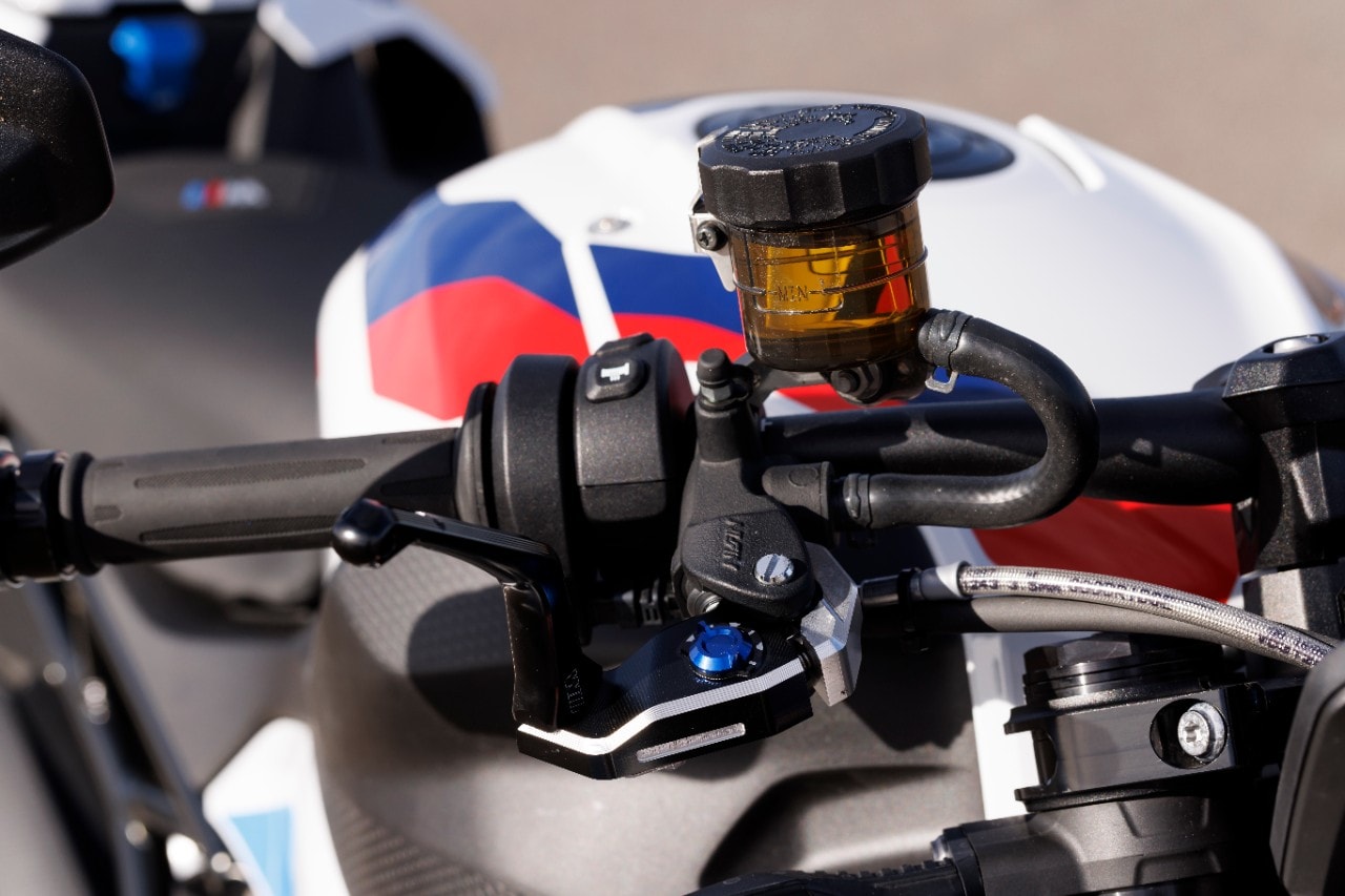 BMW M 1000 R: ADRENALINA pura!